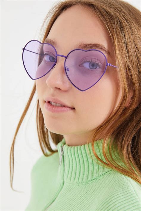 urban outfitters sunglasses women.